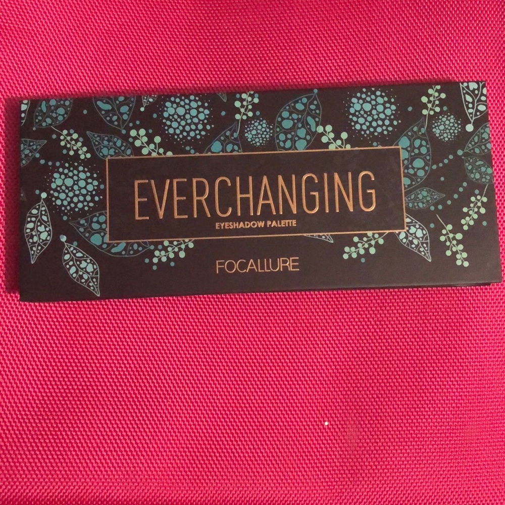 Focallure Eyeshadow Palette Bundle